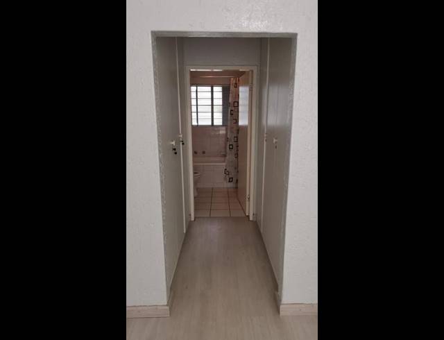 2 BEDROOM APARTMENT FOR SALE IN GLENHAZEL